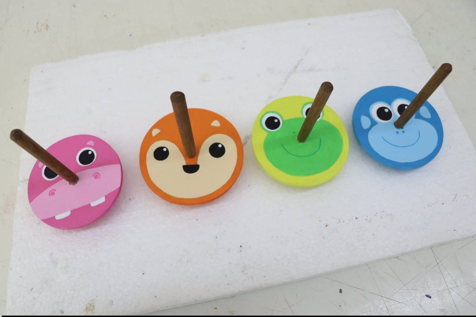 title - ศูนย์ส่งเสริมและพัฒนาอาชีพเสริมนอกภาคการเกษตร  จัดกิจกรรม สานศิลป์ สานสุข สานใจไทย ถวายพระพันปีหลวง ณ บางไทร ในวันที่ 10 - 11 มกราคม 2569